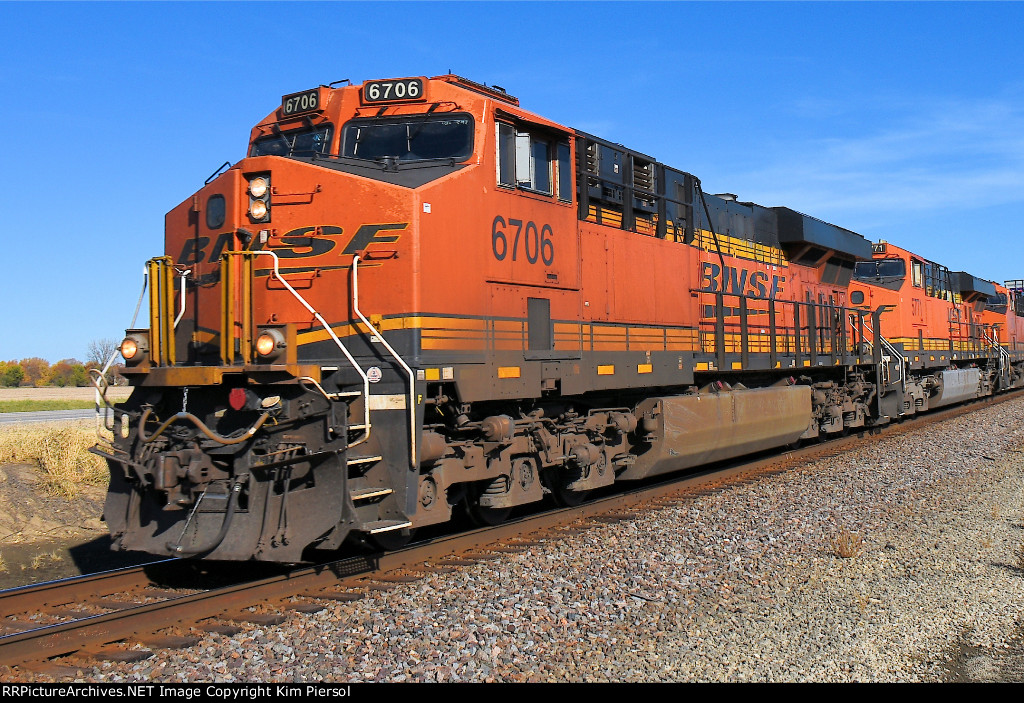 BNSF 6706